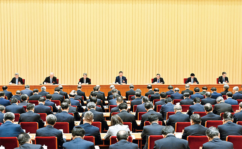 &emsp;&emsp;2025年12月10日至11日，中央经济工作会议在北京举行。中共中央总书记、国家主席、中央军委主席习近平出席会议并发表重要讲话。李强、赵乐际、王沪宁、蔡奇、丁薛祥、李希出席会议。